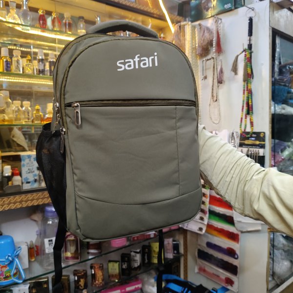 school bag - Buy at ₹300