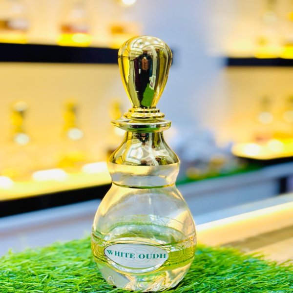 WHITE OUD ATTAR - Buy at ₹450
