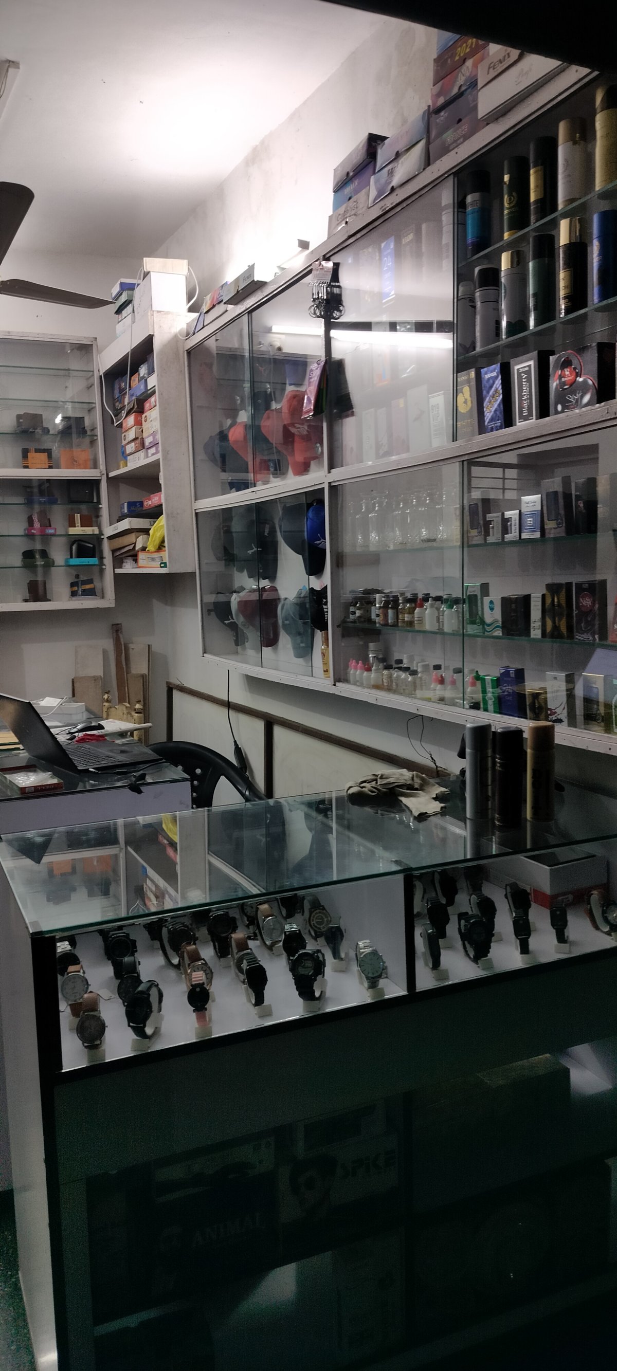 Sahara Store - Wholesaler And Retailer